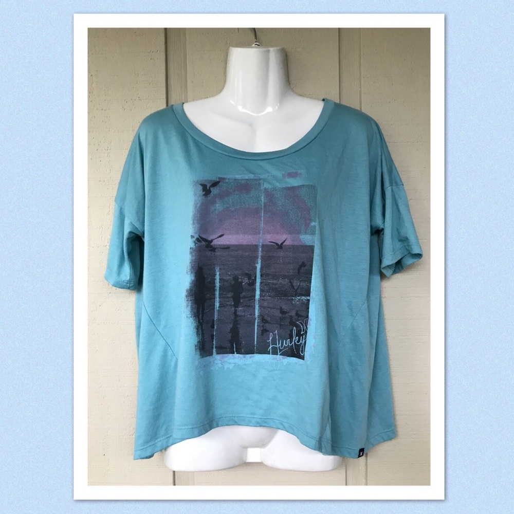 •SALE• HURLEY loose fitting graphic tee